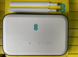 Стационарный Wi-Fi роутер Huawei b625 с антеннами